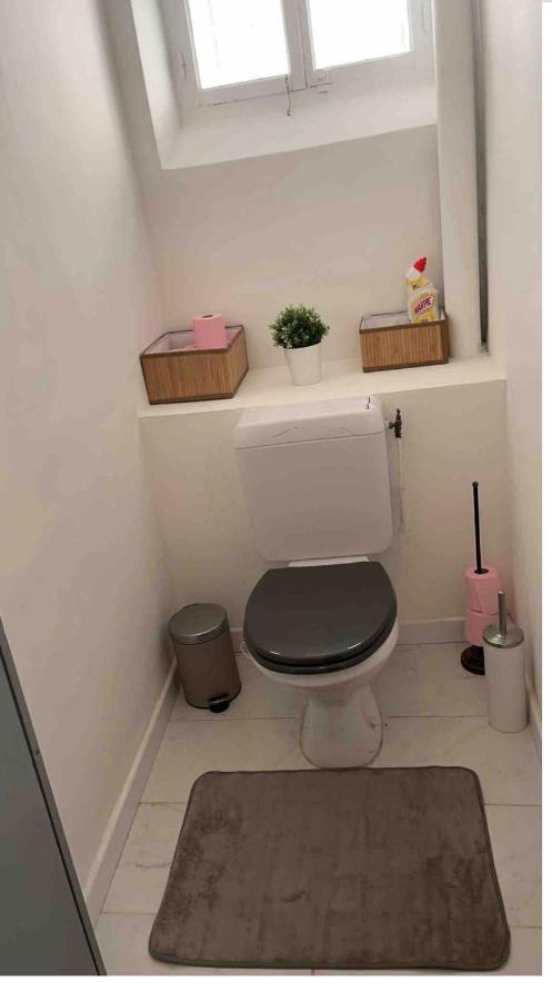 Idbaih Apartment มิริเบล ภายนอก รูปภาพ